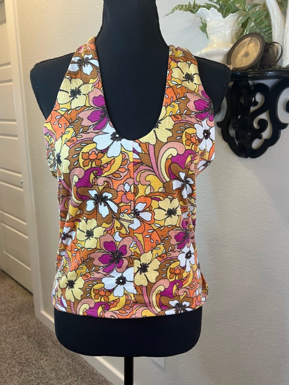 SO Y2k Style Pink Yellow Orange Tropical Floral Halter Crop Top L Bratz Summer